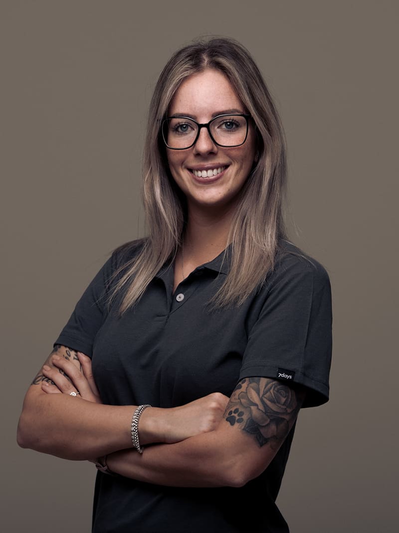 Frau Mastrolembo Debora: Dentalassistentin